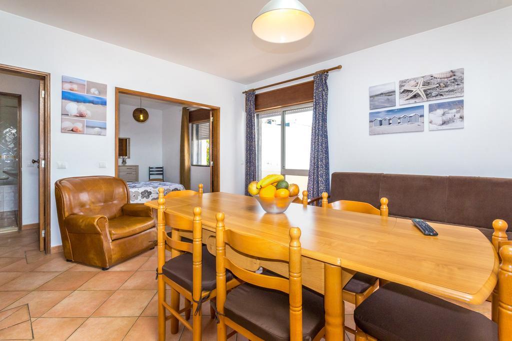 Apartamentos Arcada Quarteira Extérieur photo
