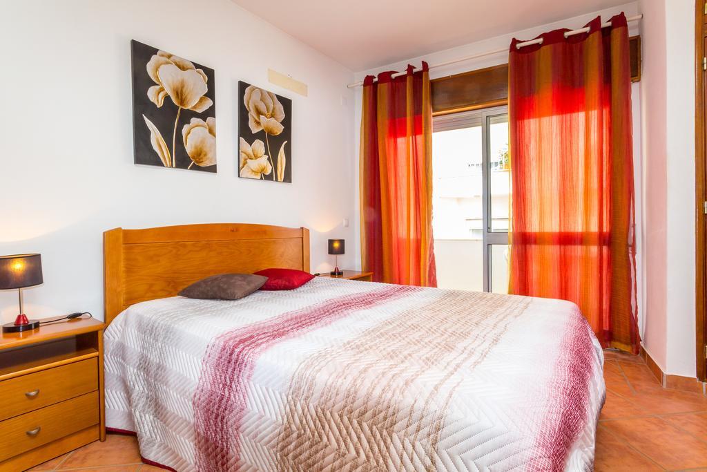 Apartamentos Arcada Quarteira Extérieur photo
